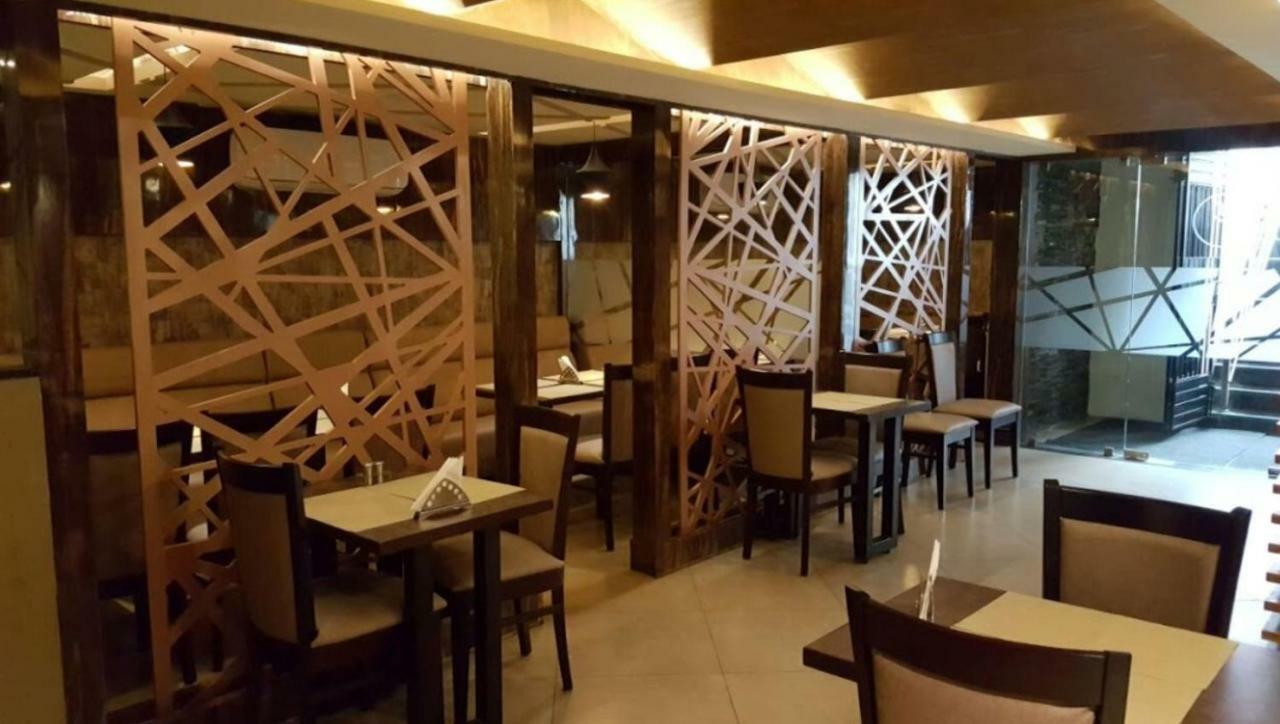 Liza Regency Hotel Chennai Exterior photo